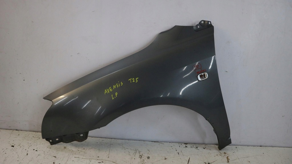 фото №1, Крыло левый перед toyota avensis t25