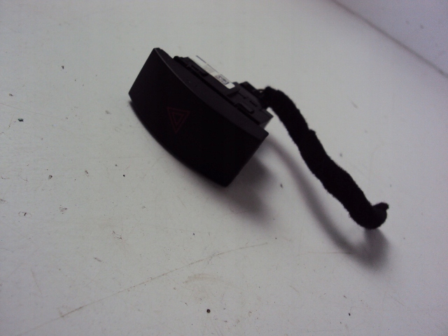 фото №1, Панель аварійних alfa romeo giulia 2016-