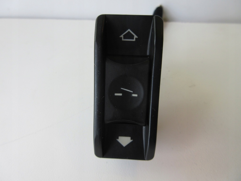 фото №1, Переключатель люк bmw e46 e38 e60 e53 8352182