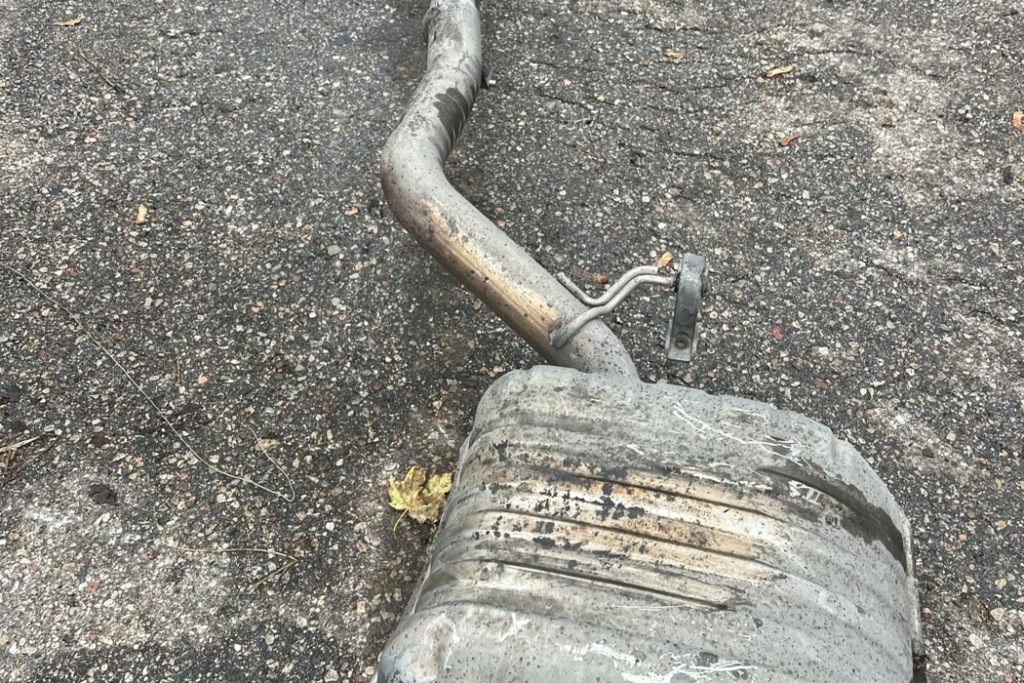 Гасник bmw 7 e65, e66, e67 7792041 3.0l бензиновий 170kw 2007 Зі Шроту