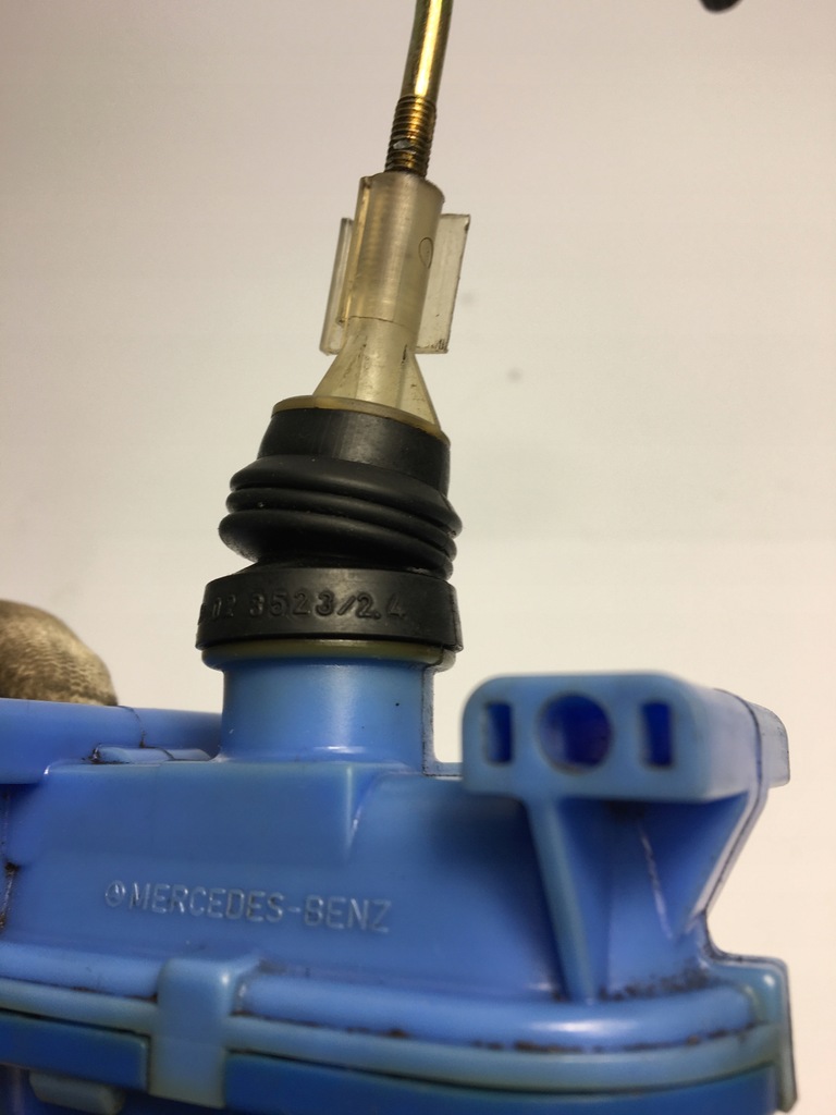 фото №10, Помпа привод центрального замка дверь левая правая mercedes w126