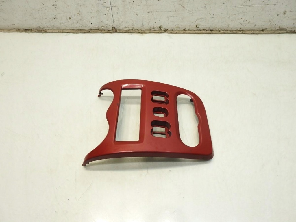 фото №6, Рамка защита консоли dacia sandero i 8200739438