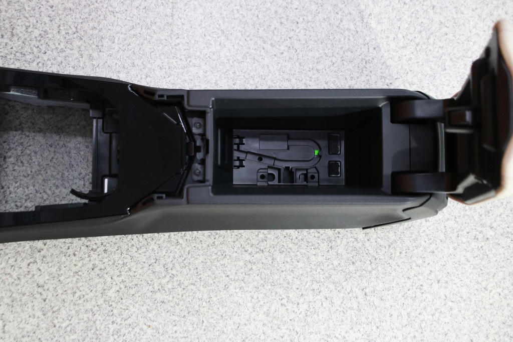 фото №8, Bmw f40 f44 тунель середній підлокітник oyster