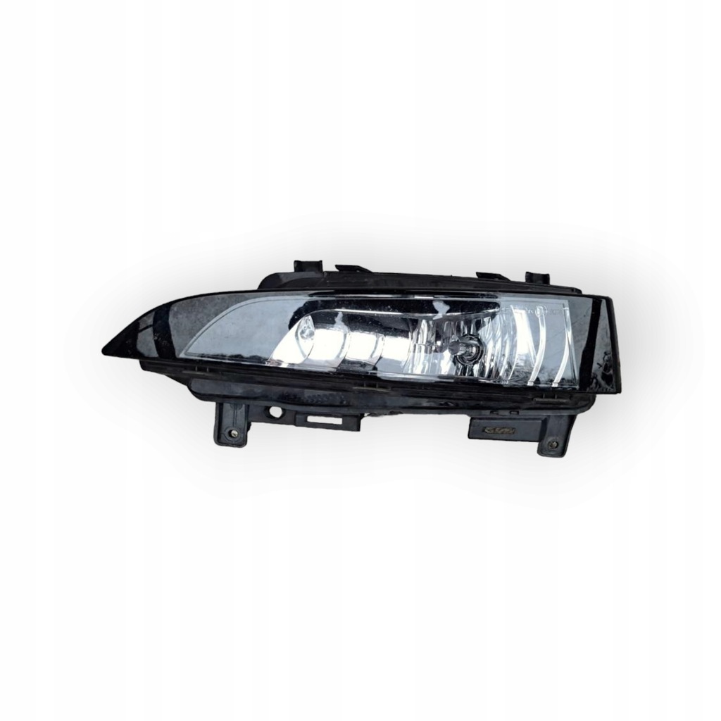 фото №1, Skoda scala 657941699 противотуманная фара левый