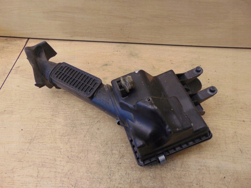 фото №7, Корпус фильтра воздуха opel ampera 1.4 22898733