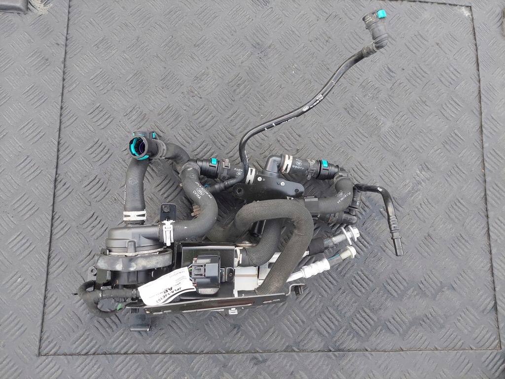 фото №1, Радіатор помпа wody акумулятора 2.0 t p400e range rover sport ii l494 lift