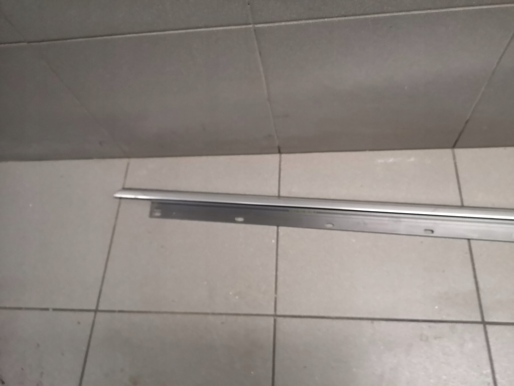 фото №7, Молдинг уплотнитель хром audi a8 d3 4e0853763g