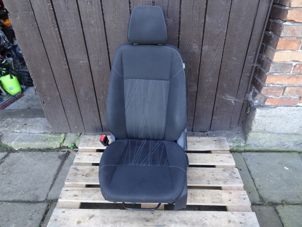 Купить Ford focus mk3 рестайлинг  сиденье водителя левое  америка