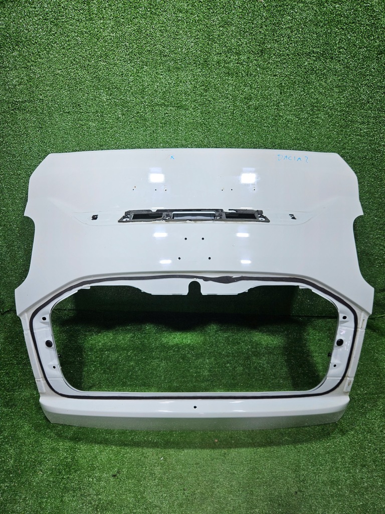 фото №1, Dacia duster ii 17- крышка багажника багажника