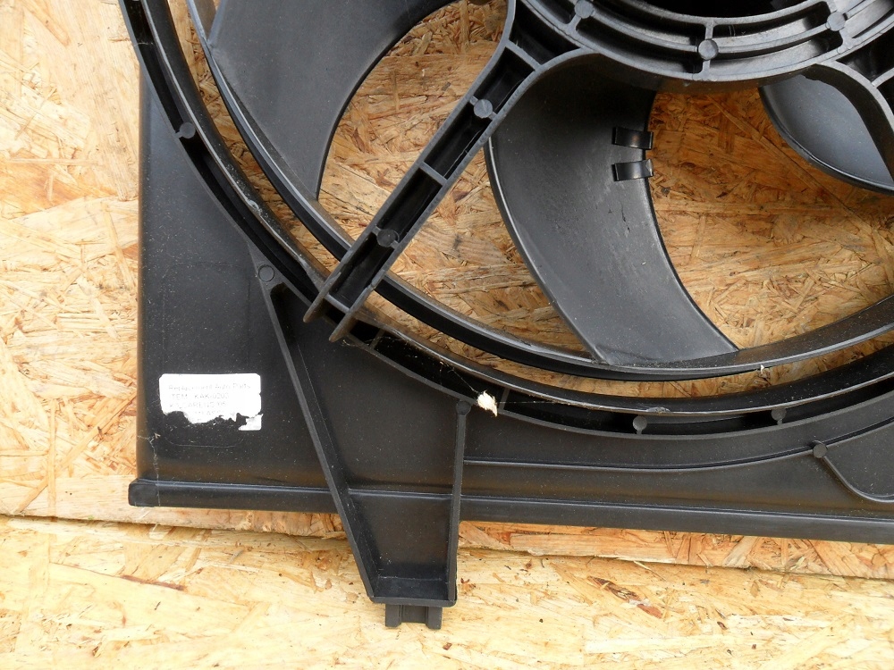 фото №10, Kia carens fj 2004- вентилятор