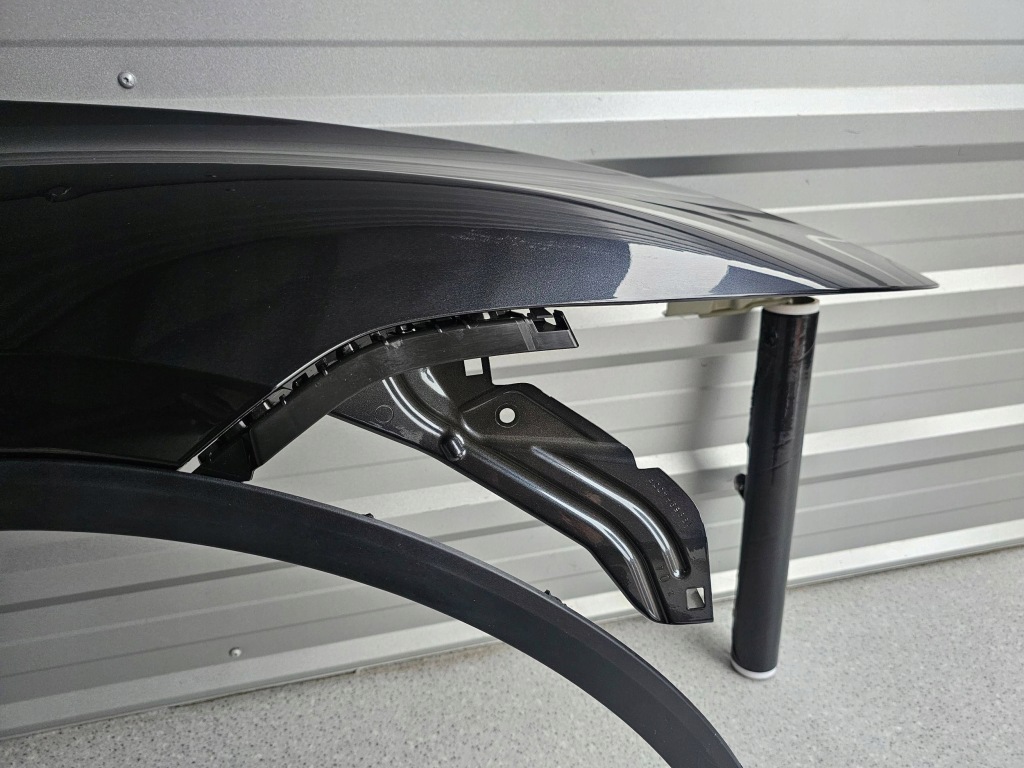 Tesla model y 2025 juniper крыло  перед правый  идеальный камера 198699400f Недорого