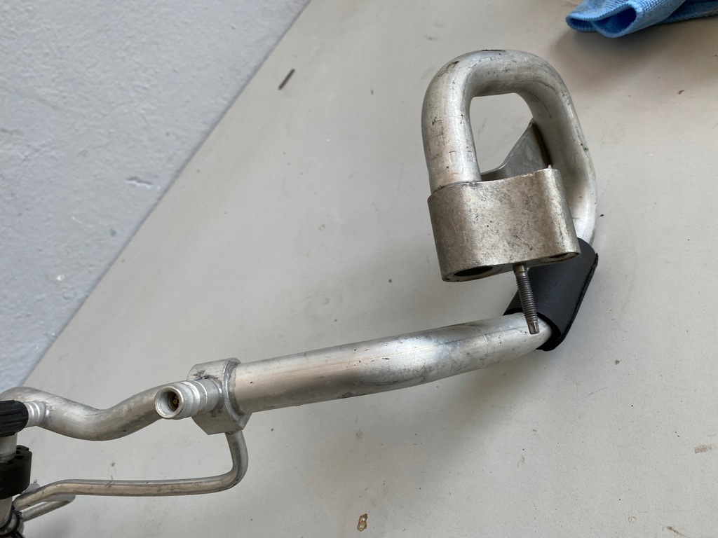 фото №5, Mercedes w205 шланг кондиціонера a2058304502