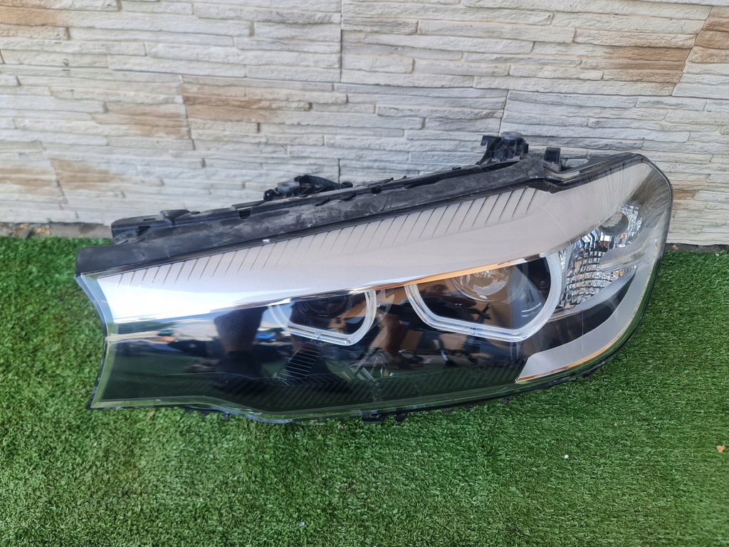 фото №1, Лампа led bmw 5 g30 g31 8499111