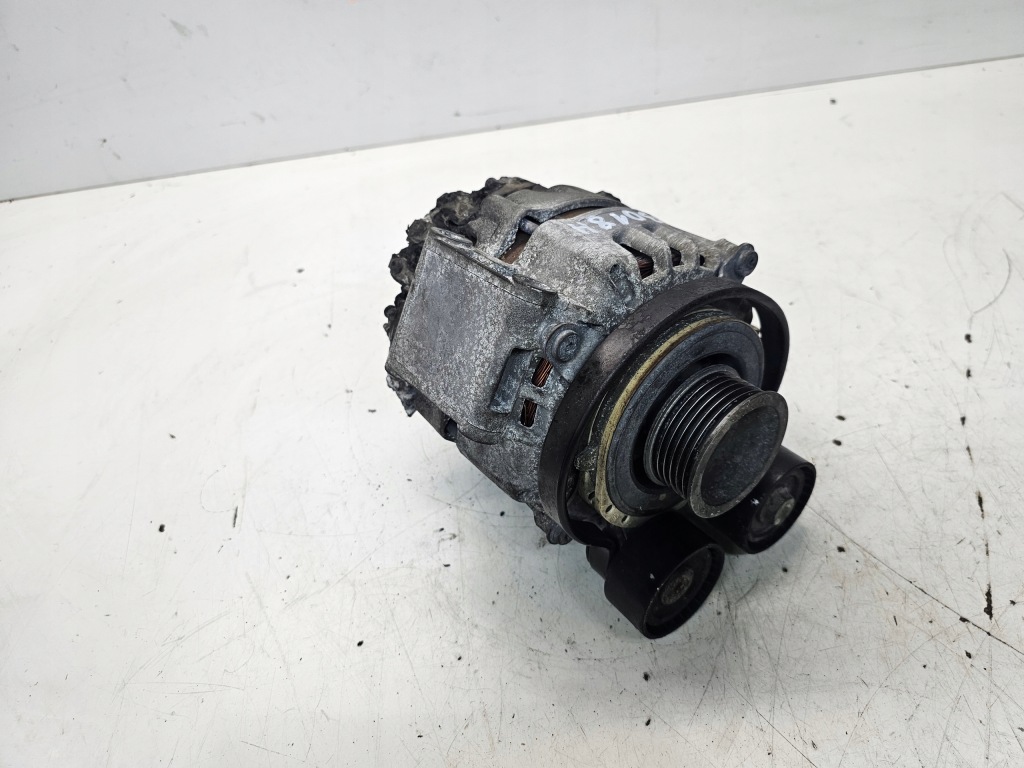 Генератор audi a4 b9 a5 q5 06l903018h повреждённый Цена