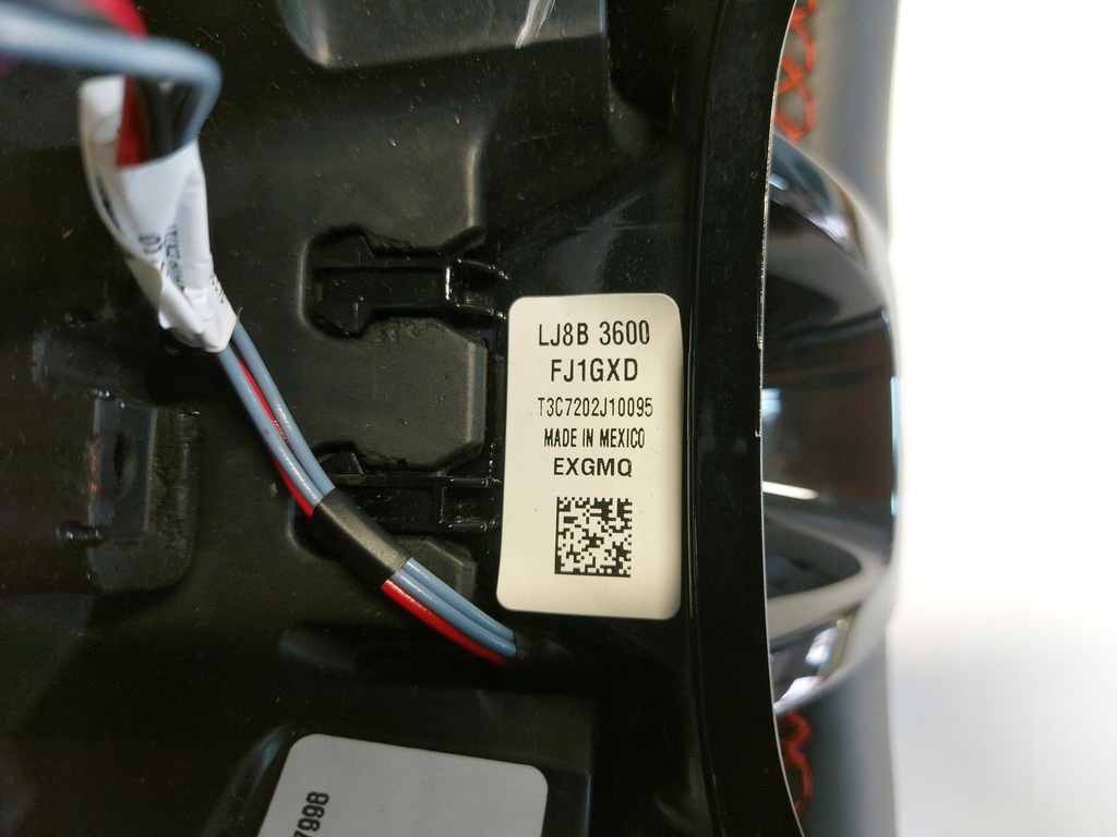 фото №8, Ford mustang mach-e повітропровід мультимедійна шкіра st-line lj8b 3600 fj1gxd