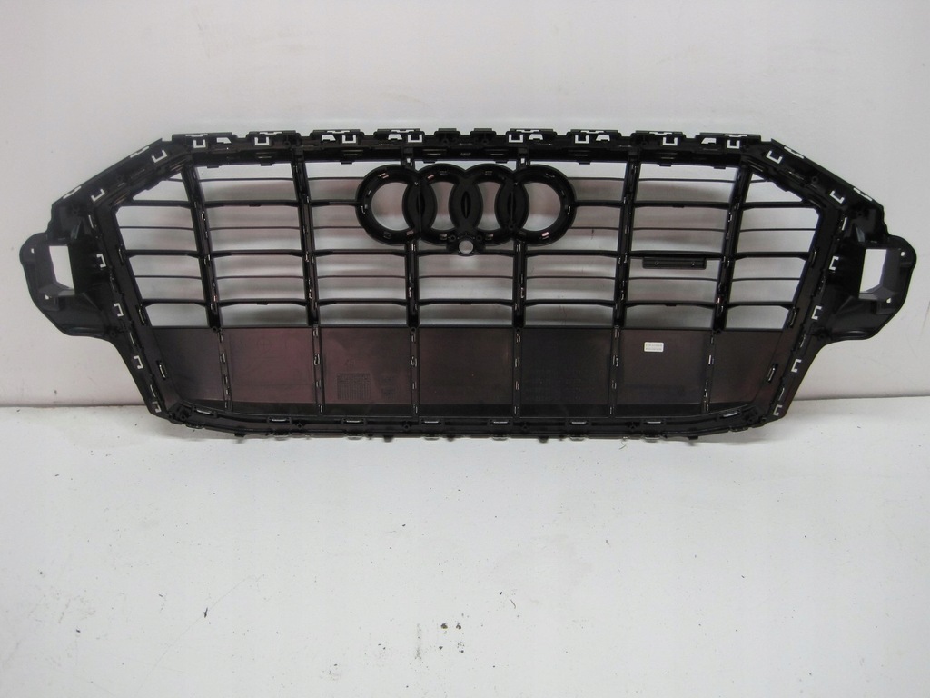 фото №13, Решітка радіатора решітка радіатора audi q7 4m0 подряпини