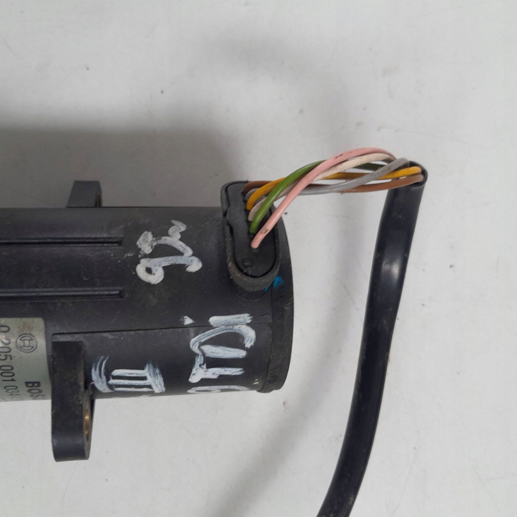 Потенциометр газа педаль volkswagen golf 3 1.9 tdi 0205001034 с Разборки