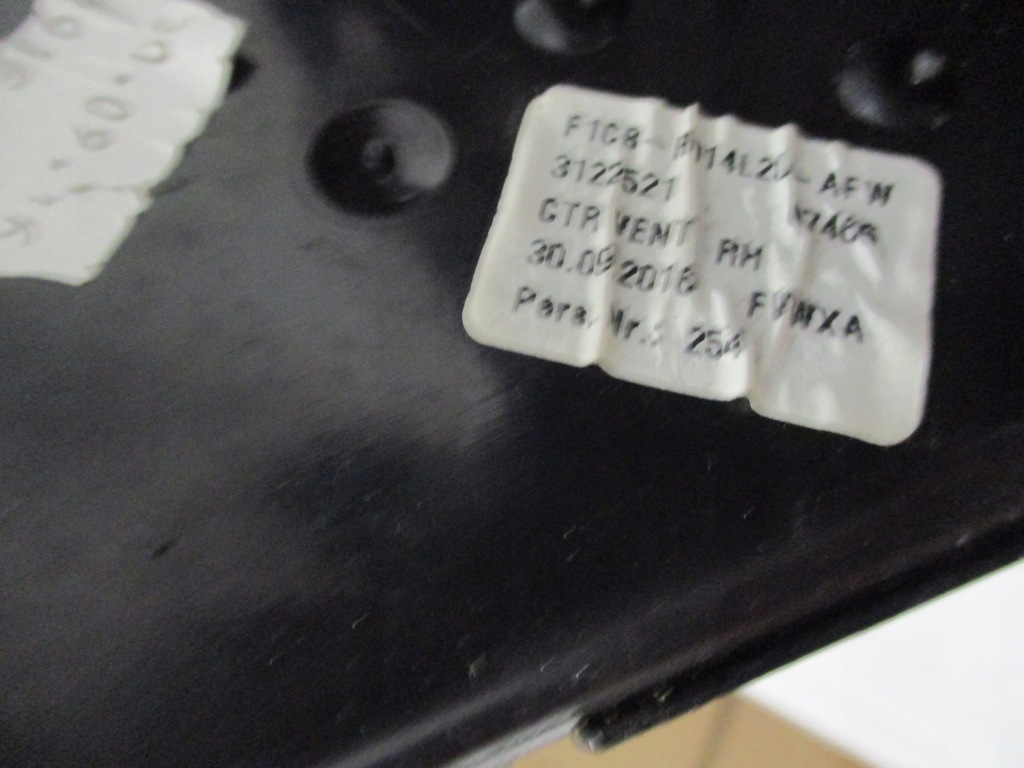 фото №10, Ford focus mk3 панель радио f1et18k811bd