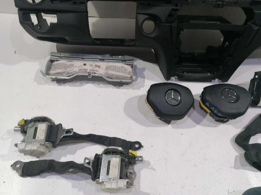 фото №6, Mercedes c-kl w204 lift панель приладів консоль подушка безпеки ремені