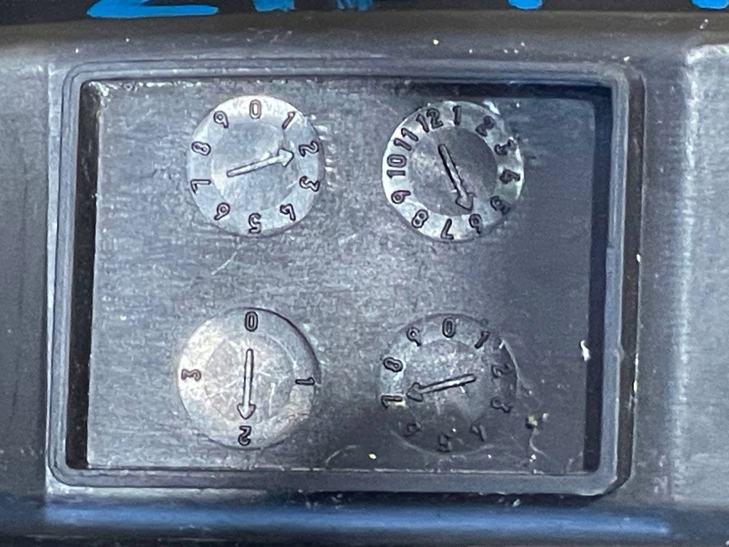 фото №10, Mazda 2 dj iii lift 19-23 sedan решётка радиатора решётка бампера левая задняя задняя