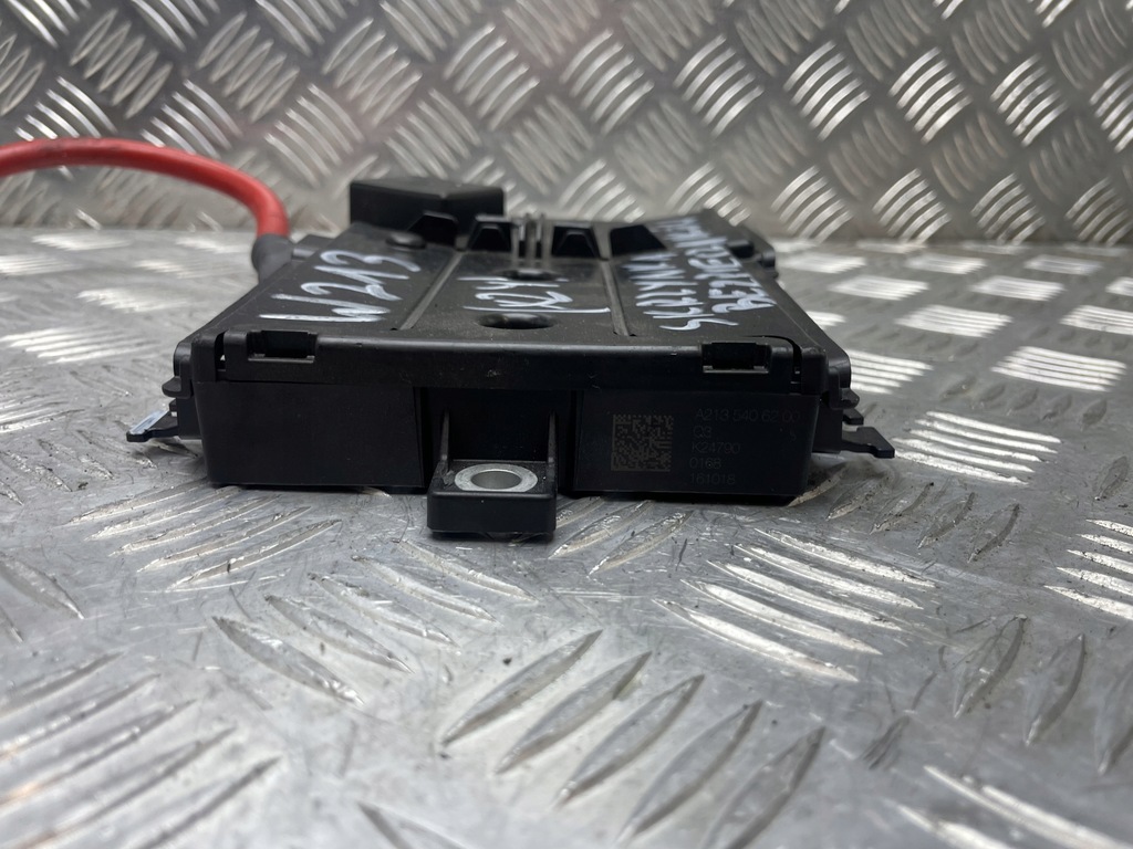 фото №9, Mercedes w213 коробка распределитель тока клемма a2135406200