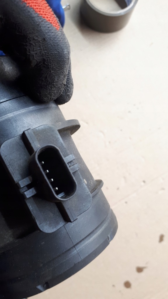 фото №6, Audi оригинальный номер 03l906461a расходомер массовый воздуха