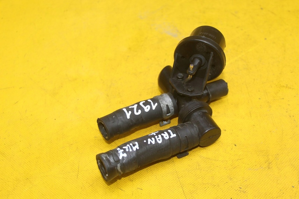 фото №1, Корпус патрубок термостата ford transit mk 7 vii