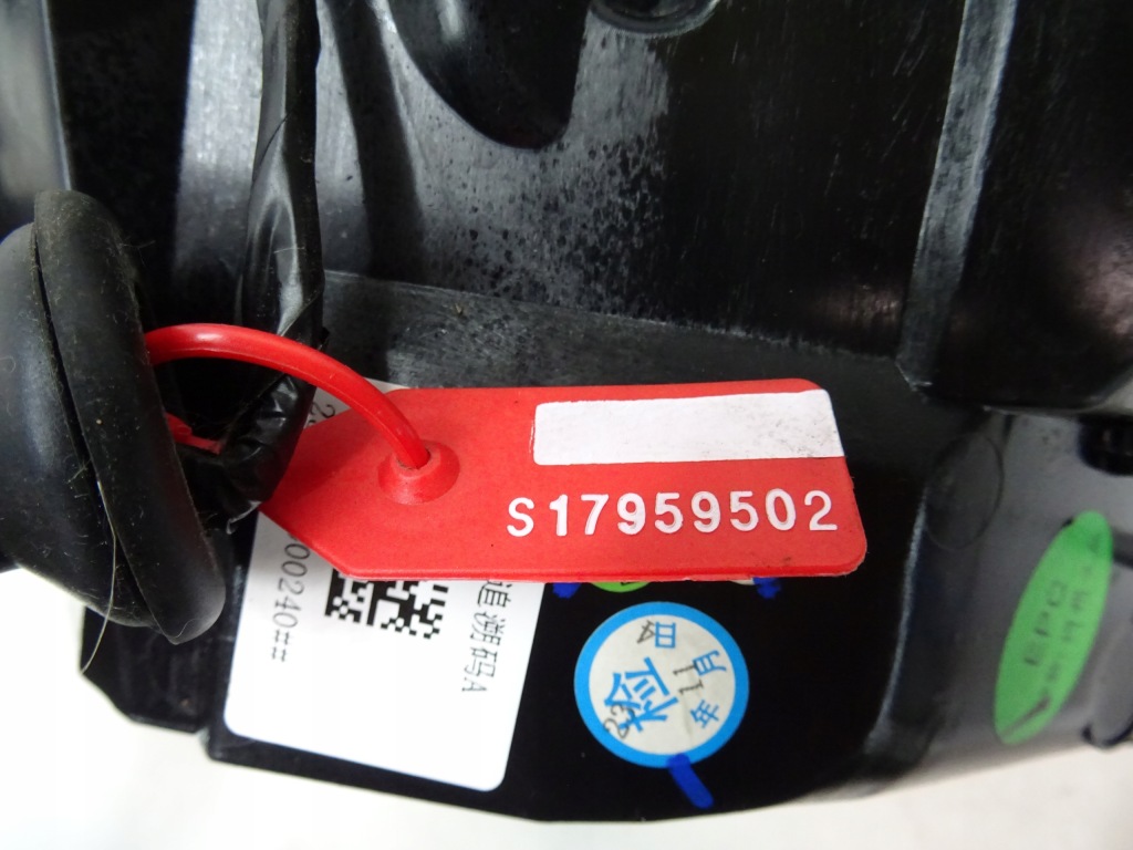 фото №5, Volvo ex30 ex-30 лампа led лівий задня нижня оригінал