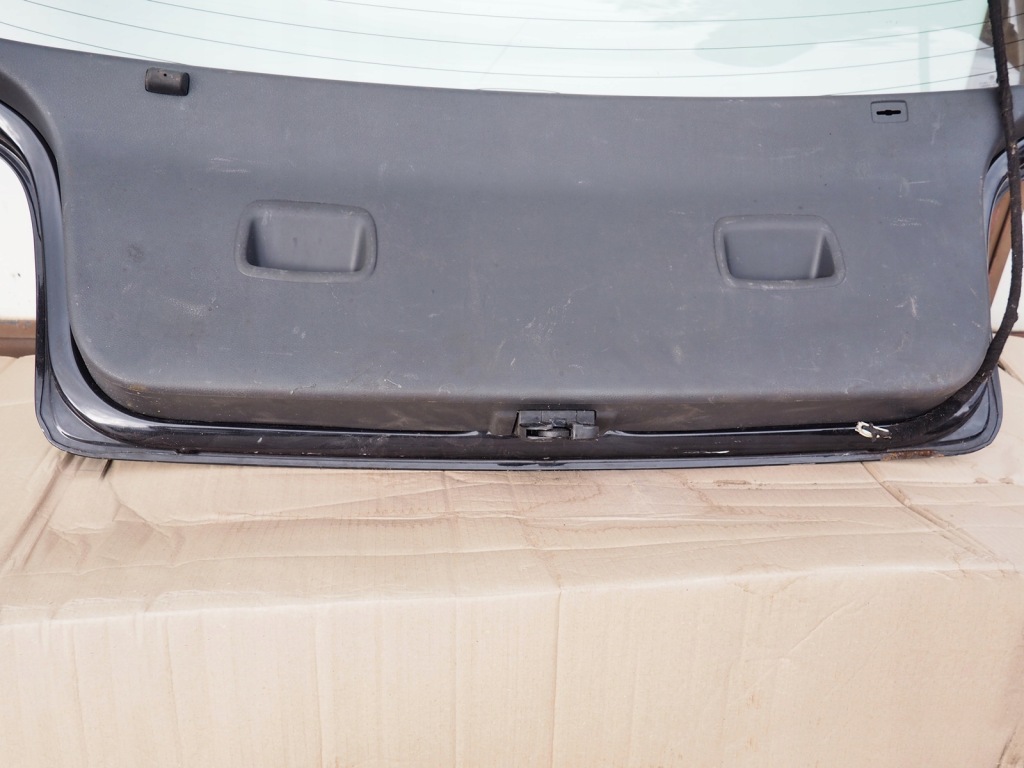 фото №6, Vw polo 9n крышка багажника задняя задняя багажника с стекло цвет lc9z