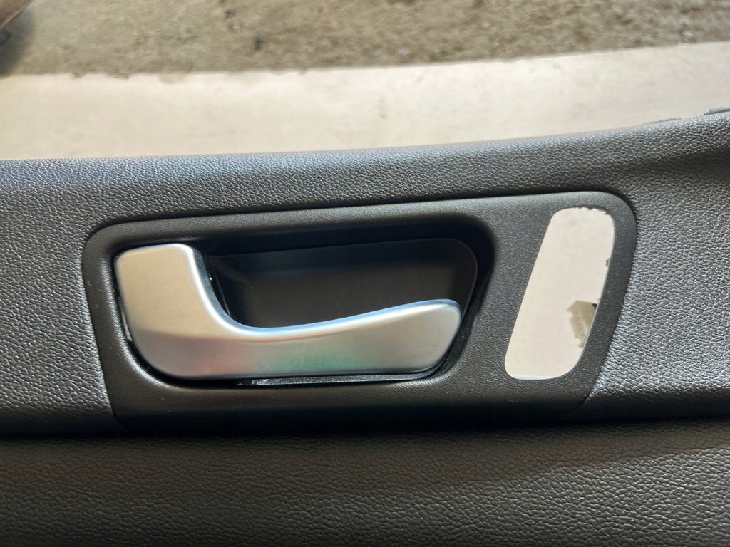 фото №5, Kia optima jf kombi 16-19 обивка обшивка дверь левый перед europa