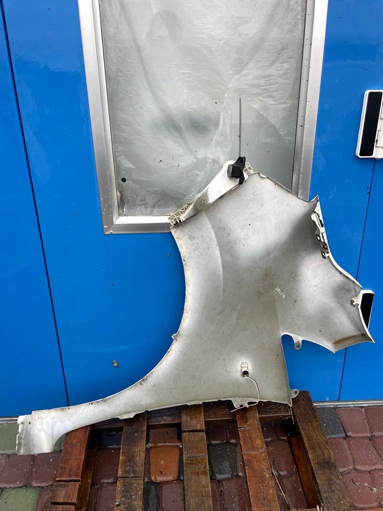 фото №8, Крыло правый перед передний nissan nv200