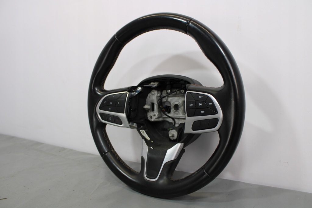 фото №4, Chrysler pacifica 2017- повітропровід шкіра