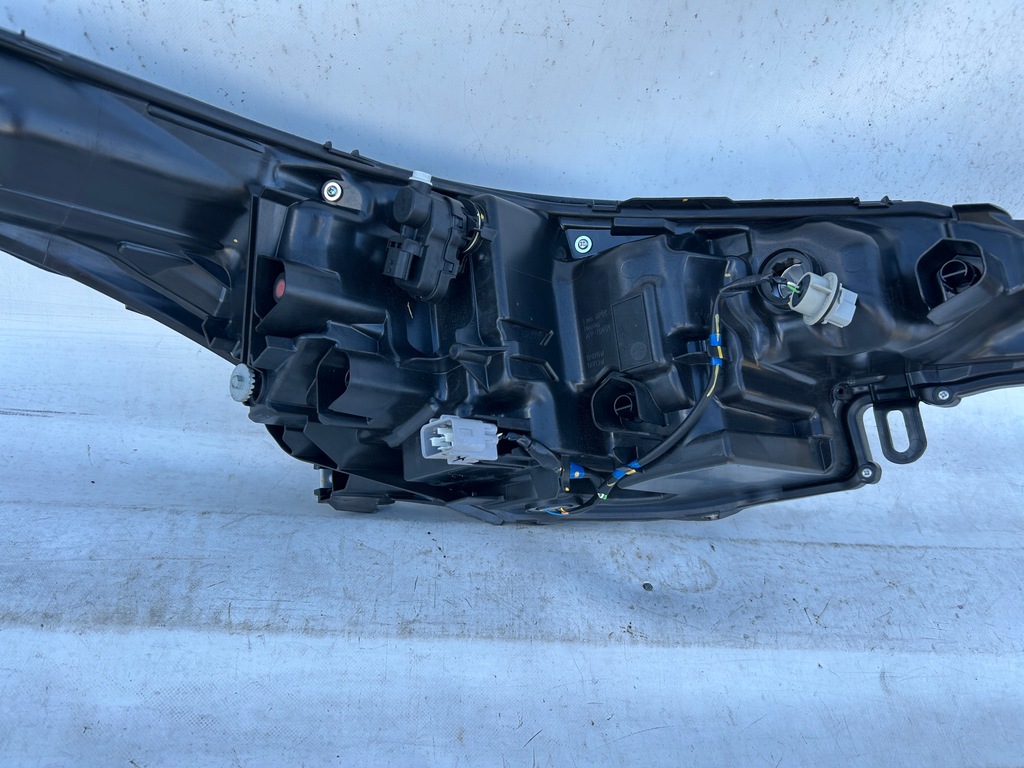 фото №14, Toyota chr ch-r лампа левая led 81150-f4180-00 оригинал europa