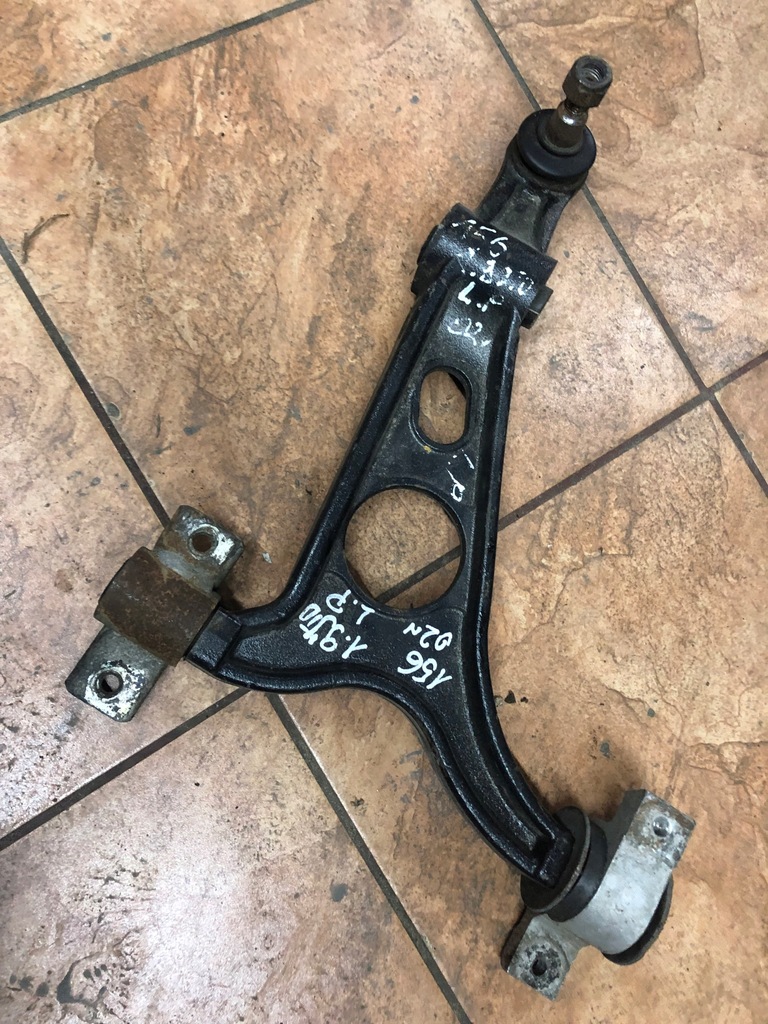 фото №1, Alfa 156 важіль лівий перед