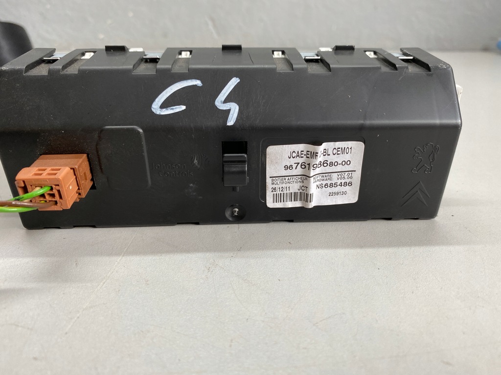 фото №3, Citroen c4 ii радио дисплей приборная панель 9676198680