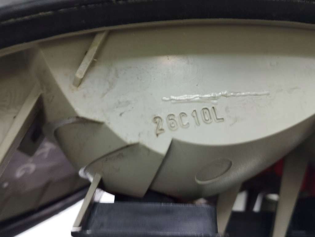 фото №6, Opel vectra b 2001 левая сторона лампы задние