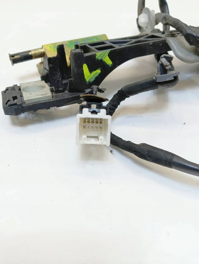 фото №3, Lexus ls 430 2004 задняя сторона левая ручка наружная дверь