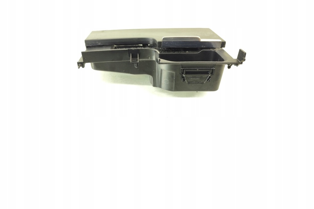 фото №12, Рамка середня панель приладів volvo xc60 ii 246 31377381 дизель 2019