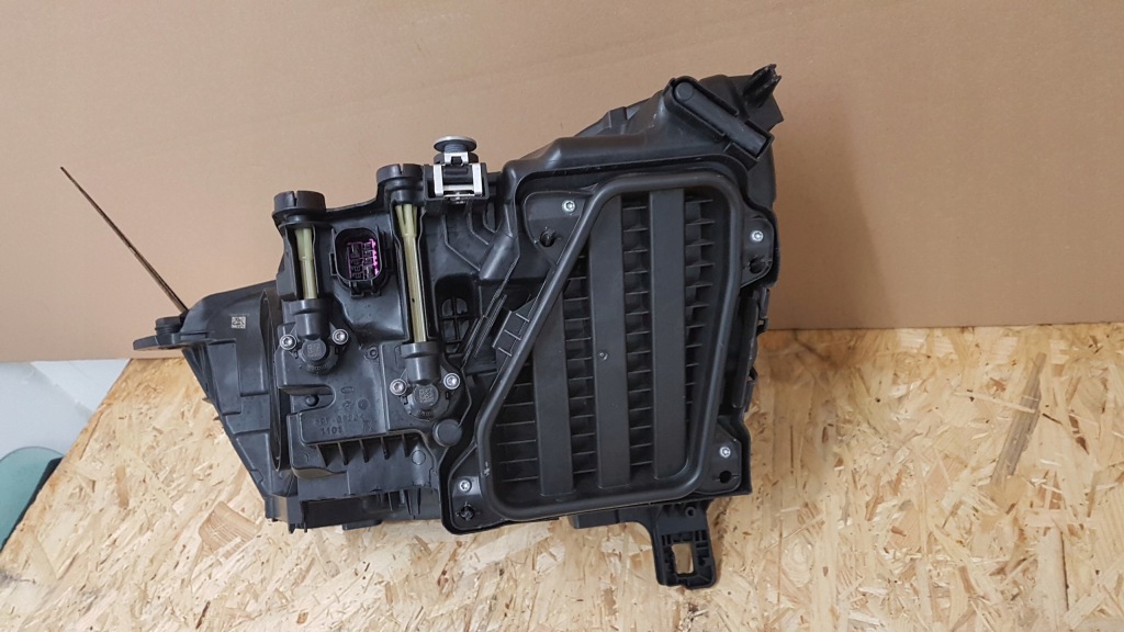 Фара перед правый  audi q3 83a full led matrix Оригинал