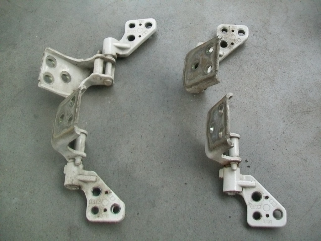 фото №1, Петля верхний нижний дверь створка partner iii