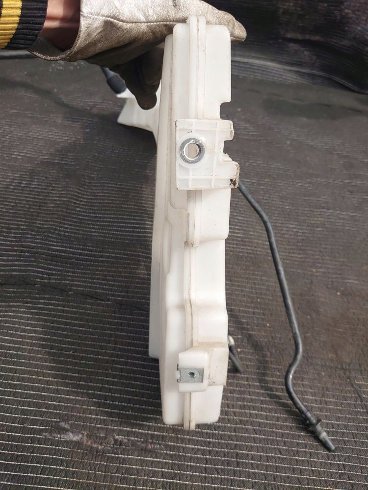 фото №9, Бак омивача bmw x5 e70