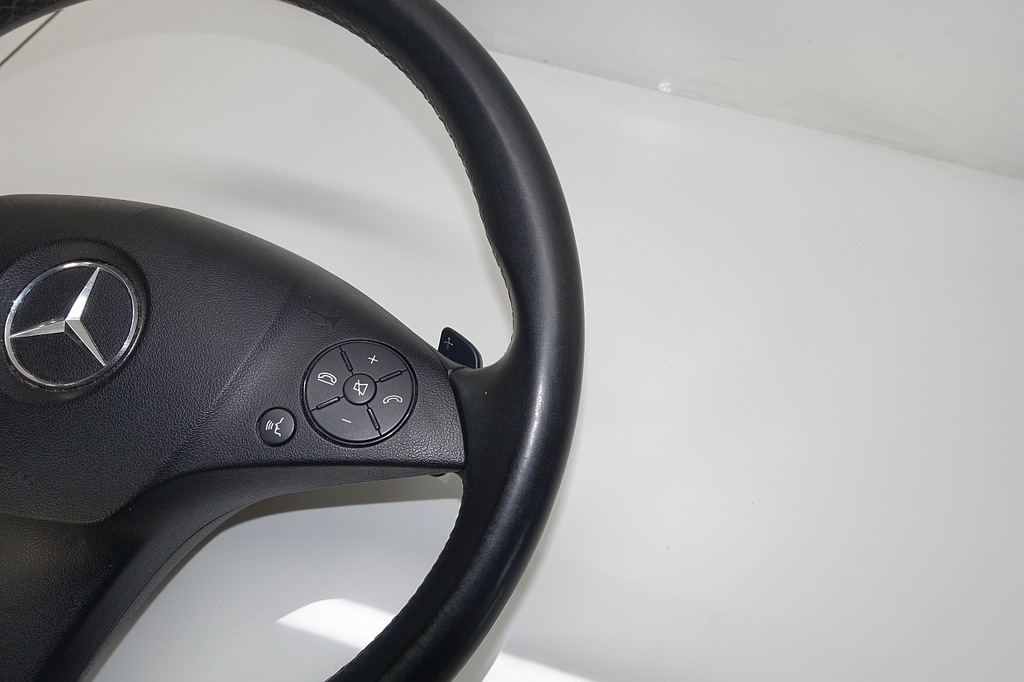 фото №6, Mercedes w204 воздуховод c-klasa лепестки переключения подушка