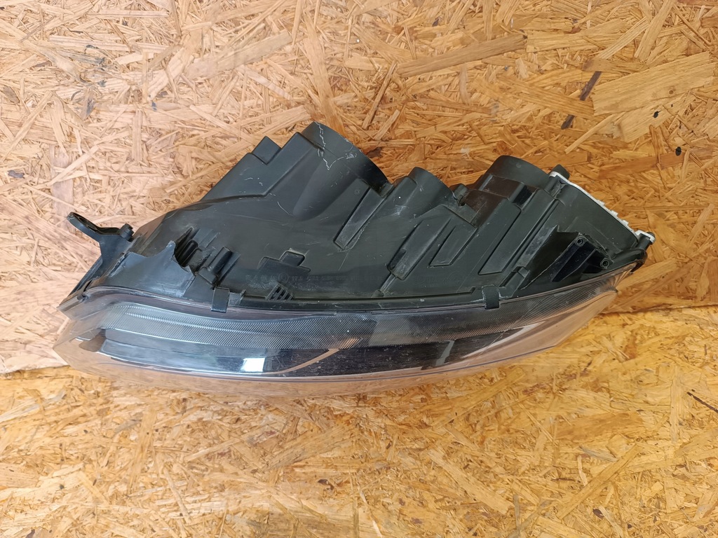 фото №15, Лампа левый перед eu 260609367r dacia duster ii led