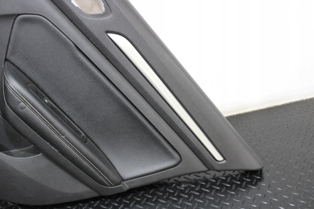 фото №3, Оббивка обшивка двері правий задня renault megane iv 4 kombi