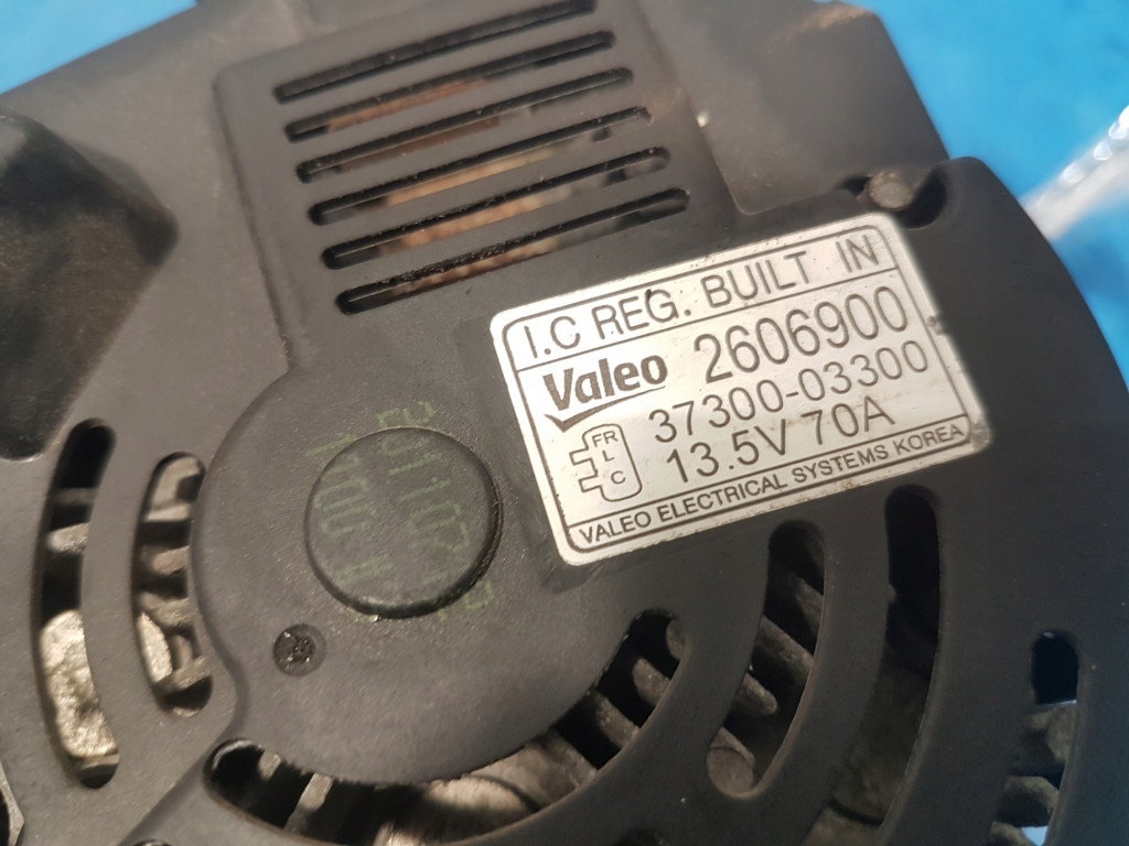 фото №6, Hyundai i20 i 1.2 генератор 37300-03300