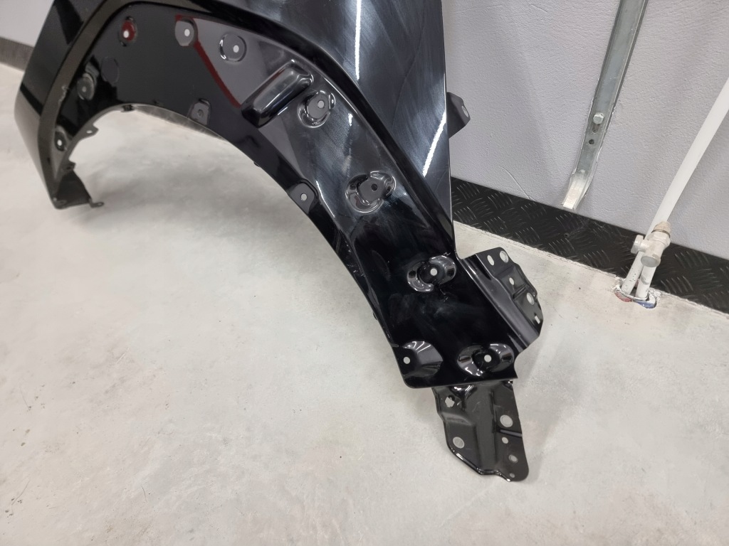 Toyota bz4x subaru solterra крыло правый передний перед Киев