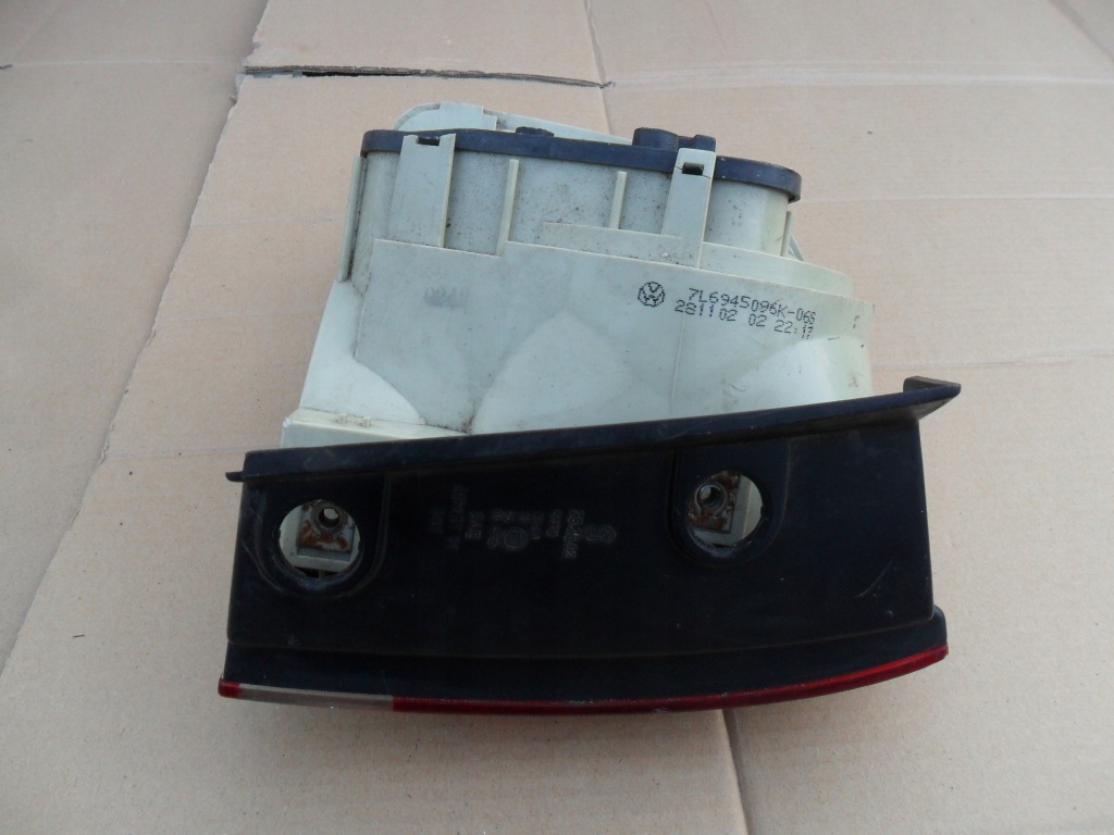 фото №11, Vw touareg 7l6945096k лампа задня права