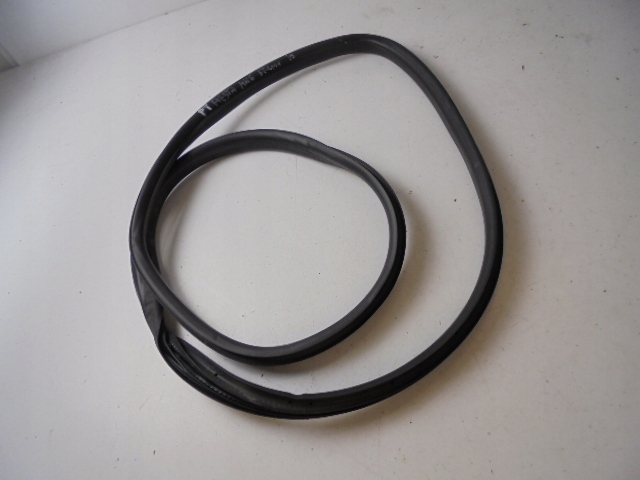 фото №1, Прокладка дверь правый задняя ford fiesta mk8 19 r