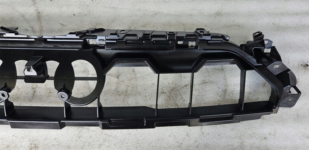 фото №8, Audi a5 8w6 s-line s5 решётка кронштейн кронштейн решетка решётка 8w6807233d