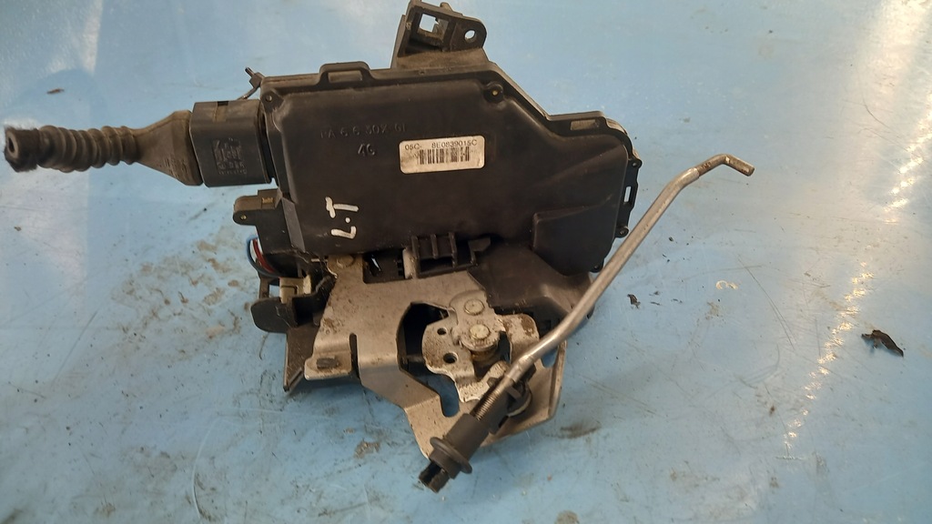 фото №1, Замок левый задняя audi a4 b6 02r sedan